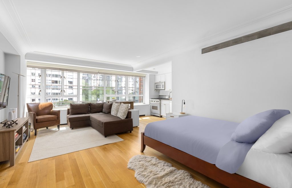 /200east66the304_02_web
