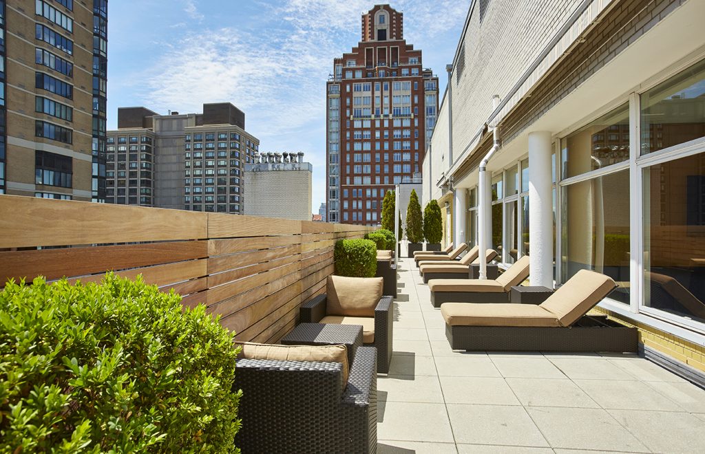 200_east66thstreet_low-res-roof